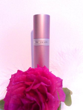 perfume atomiser pink